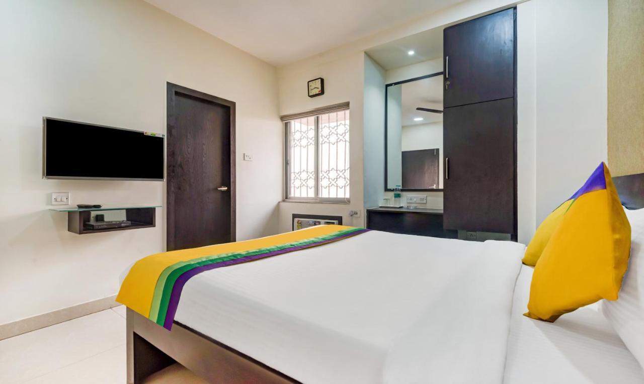 Itsy Hotels Neeranand Plaza Kalkutta Exterior foto
