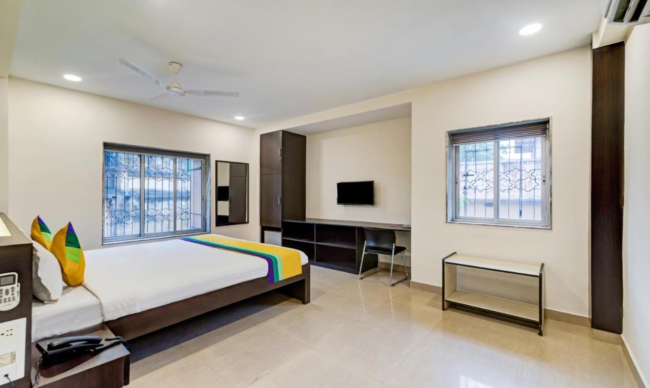 Itsy Hotels Neeranand Plaza Kalkutta Exterior foto